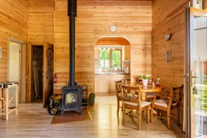 Forest Edge Cottage - Image 3