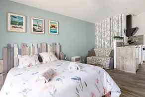 ⛱ Studio des Claires | Cozy Vacation with Private Garden - Image 5