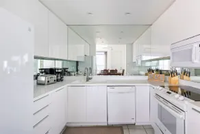 Windansea Beach Views from a Bright Apartment - Image 4