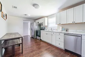 Quiet 3 bedroom home in West Jacksonville - Image 5