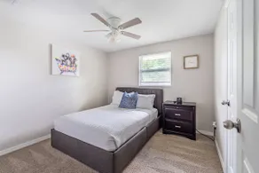 Quiet 3 bedroom home in West Jacksonville - Image 4