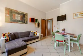 Lungarno apartment just a stone's throw from Empoli. - Image 2