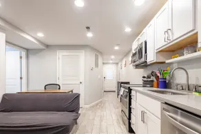 Private Oasis in Vibrant Columbia Heights/Petworth - Image 3