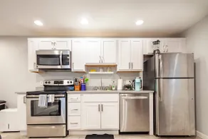 Private Oasis in Vibrant Columbia Heights/Petworth - Image 2