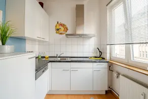 Prime Location walk everywhere! 5 Min Bahnhof! - Image 4