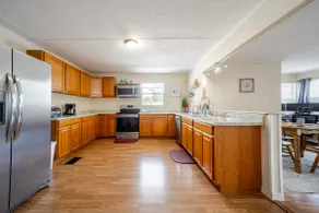 Heart of Suwannee - Large Canal Front Home - Image 5