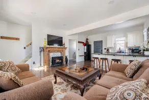 Lovely 2 Bed, 1.5 Bathroom TownHouse = ALL NEW! - Image 2