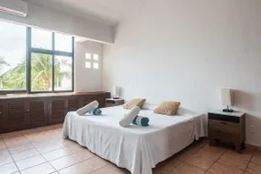 Beautiful condo steps from the beach. - Image 5