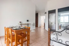 Beautiful condo steps from the beach. - Image 4