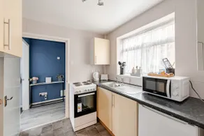 Cosy, modern Apartment - Image 4