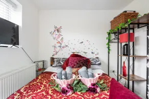 Sweet Homely Comforts! - Image 2