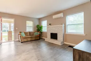 Cozy Modern Apt located close to downtown 406 - Image 2