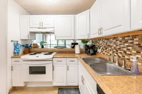 Walk to everything from this condo - Image 3