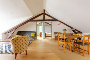 90 m2 apartment, on the 1st floor of a house - Image 2
