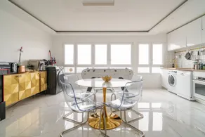 Nice Apartment with amazing view of Paris with private Parking - Image 2