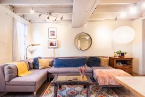 Charming Carriage House! Pet friendly & Walkable! - Image 3