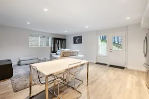 Cozy one bedroom suite - Image 3