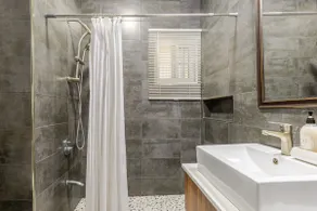 Elizabeth Escape, your home away from home. - Image 4