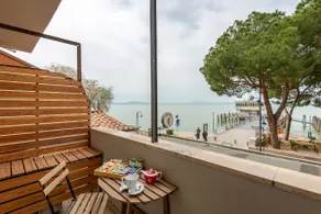 The View - Sunset & Relax - Suite - Appartamenti Vista Lago - Image 5