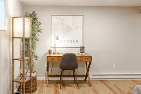 The White Picket Fence - Basement Bungalow - Image 5