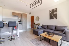 Apartment near the city center with air conditioning and terrace - Image 2