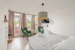 Apartment in the heart of Braunschweig with parking - Image 2