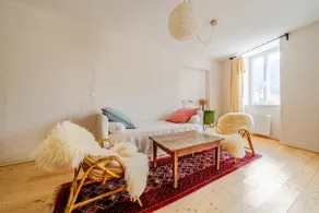 Suite in the historic center of Die - Image 2