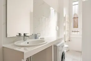 City Life Design Two-Room Apartment – Allianz Mico, Fiera Mi - Image 3