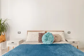 City Life Design Two-Room Apartment – Allianz Mico, Fiera Mi - Image 5