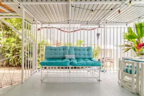 Container Pool House Manzanillo - Image 3