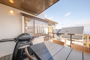 Maximum 12 people * Designer villa with a view of Izu Oshima and a natural hot spring - Image 3