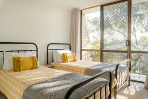 Walking distance to every amenity in Coolum Beach! - Image 4