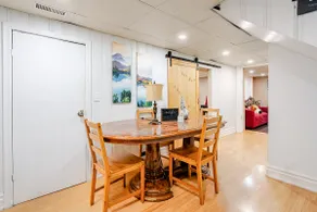 The Rustic Barn - Urban Retreat | King bed | Pet friendly | Full apartment - Image 5