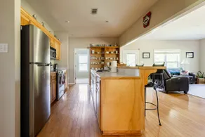Riverview Retreat - Image 4