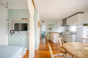 5 minutes to the sea/gas dryer/BBQ/home theater/free parking/EV charger - Image 4