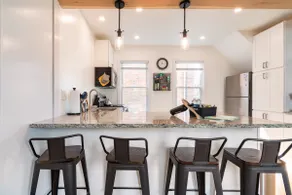 Modern & Cozy Beach House - Walk to Ocean Beach - Image 5