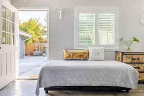 Lazy Private Cottage - Image 2