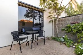 Rem’s Beach Retreat - Image 5