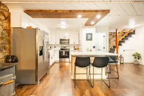 Cozy cottage in quiet cove on LKN - Image 5