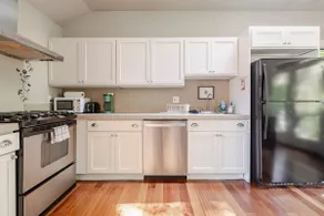 Granny Flat in leafy SW Portland - Image 2