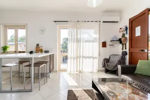 2 Bed, 2 Bath, large roof terrace with kitchen - Image 3