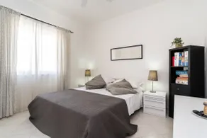 2 Bed, 2 Bath, large roof terrace with kitchen - Image 5