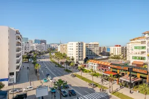 Oceanview Escape with Stunning Cityview•Pool•Beach - Image 2