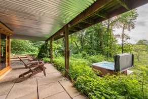 Relaxing Spa Retreat~Gorgeous View~Walk to Village - Image 3