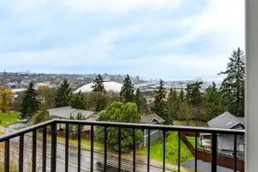 Views! Top floor, corner A/C - Bay and mtn views! - Image 2