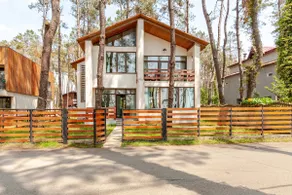 Beachfront 4-Bedroom Home In Kaprovani Pine Forest - Image 5