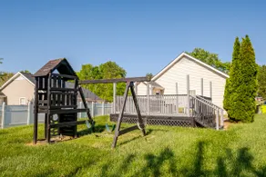 Charming 2BR Retreat in a Peaceful Neighborhood - Image 4