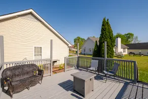 Charming 2BR Retreat in a Peaceful Neighborhood - Image 5