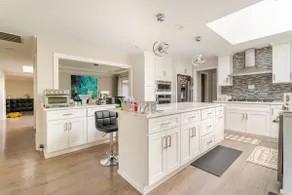 Luxurious Beautiful Bright and Modern Villa w/AC - Image 4