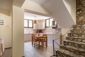 Emi's House - Image 4